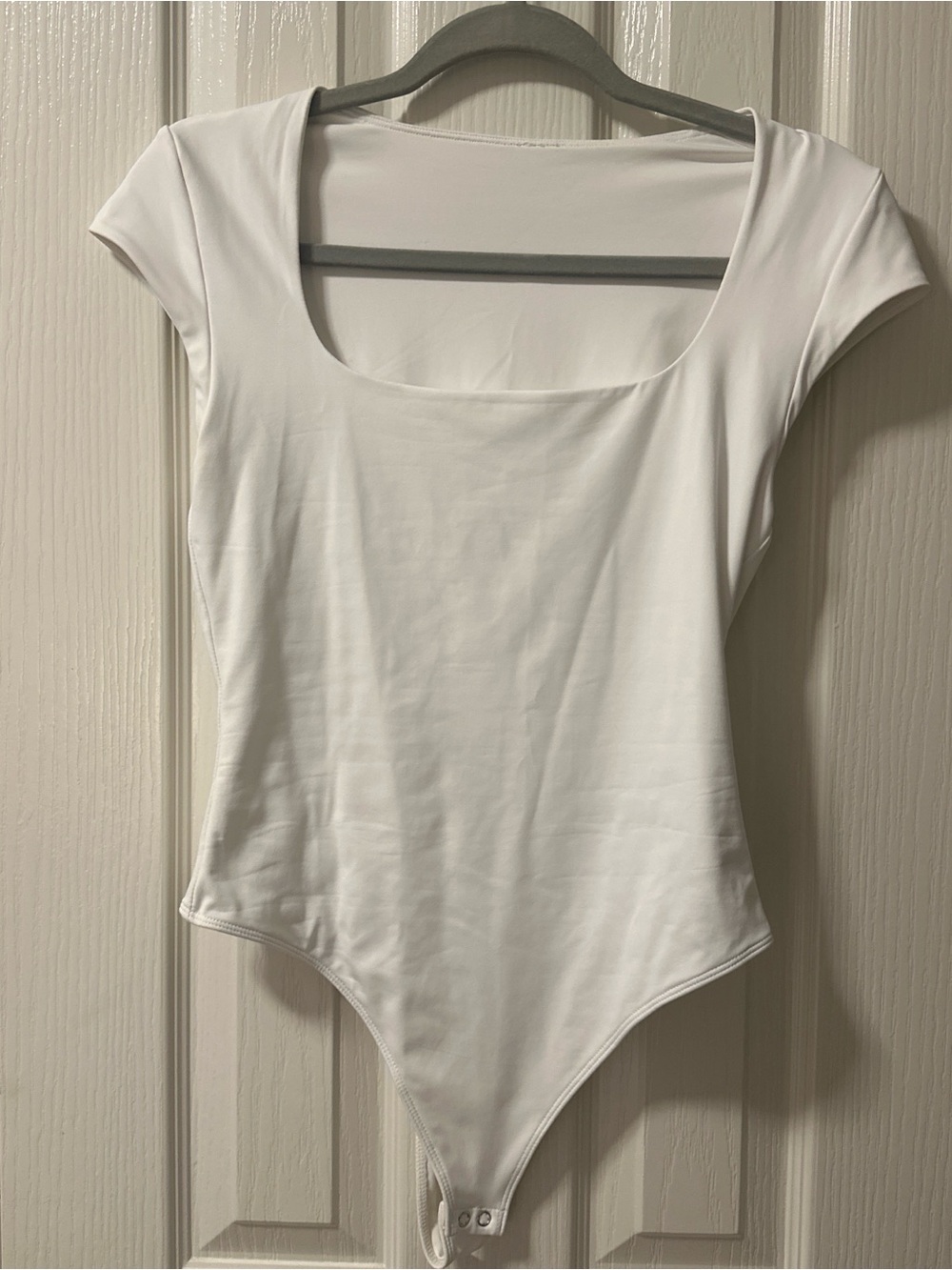 Anthropologie White Scoop Neck Short Sleeve Bodysuit